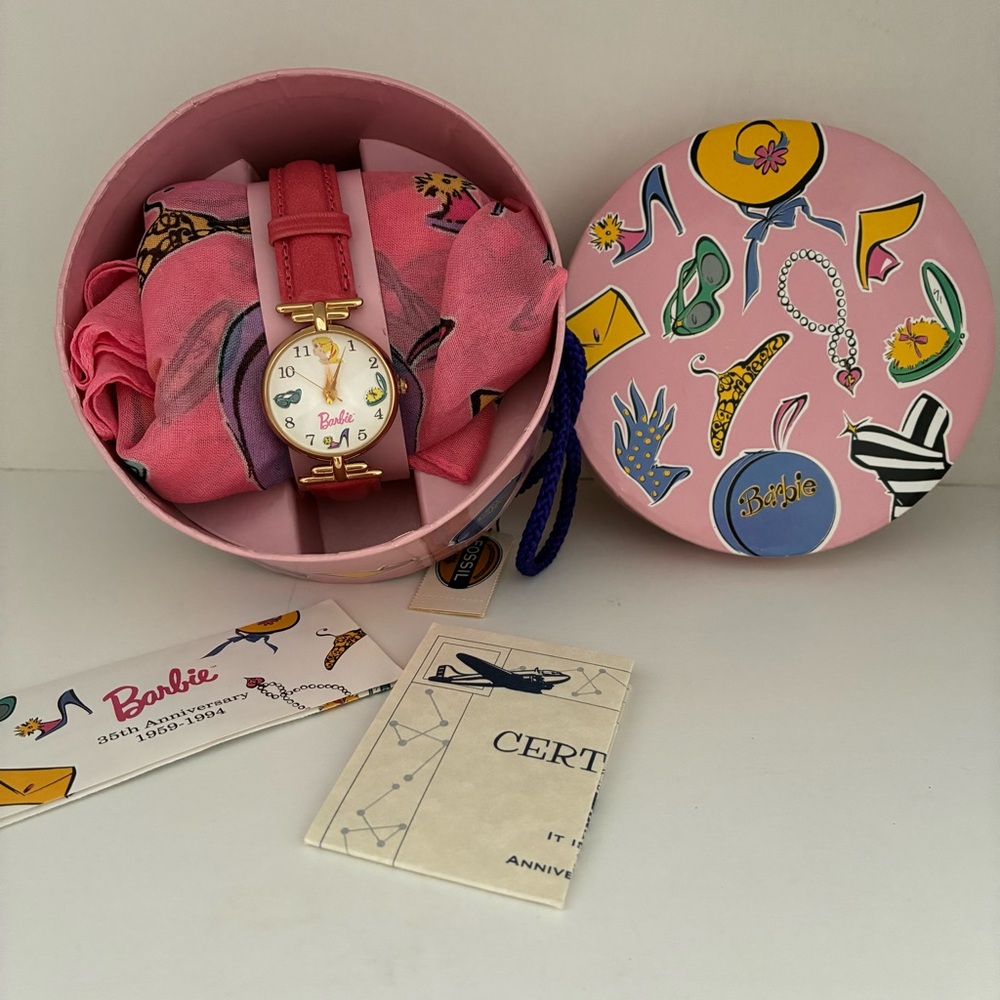 NWT Barbie Fossil 35th Anniversary Ltd Ed
Hatbox Icons Watch Set; Pink Leather